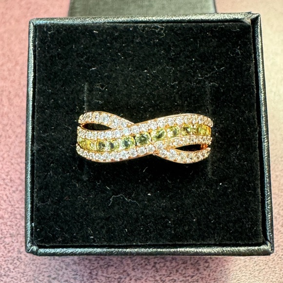 Waves of Sparkle, 2024 August Collection - Picture 1 of 4